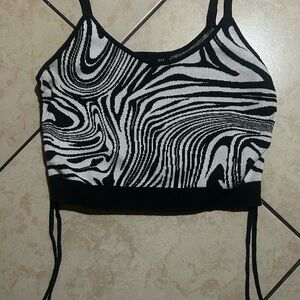 New Stylish Black and White Swirl Tank Top